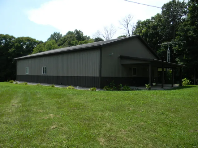 $299,900 | 7071 Braysville Road, Spencer, IN 47460