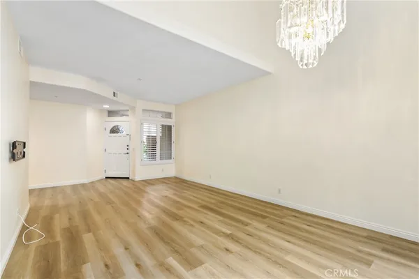 a view of empty room with window