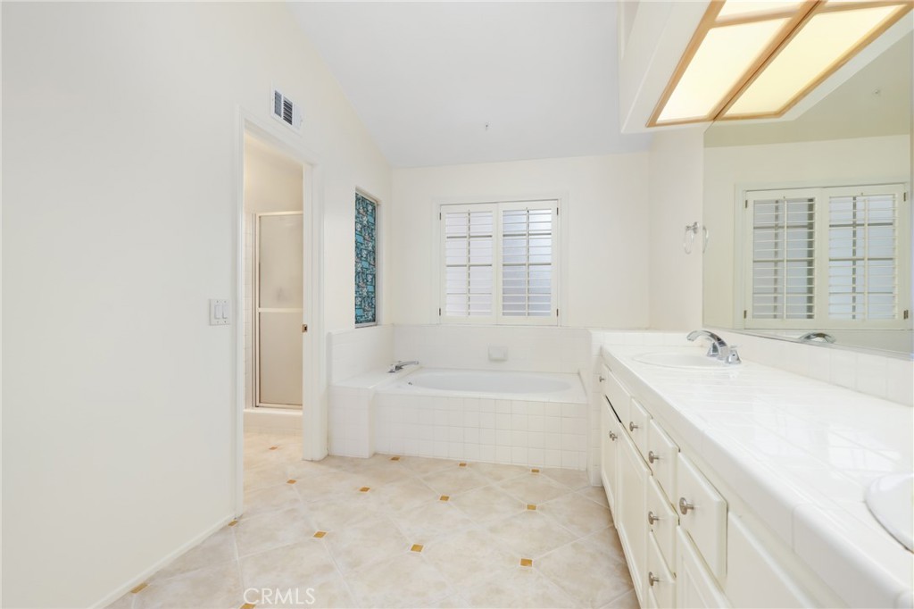 2316 Cascade Tustin, CA 92782 - Photo 37 of 42