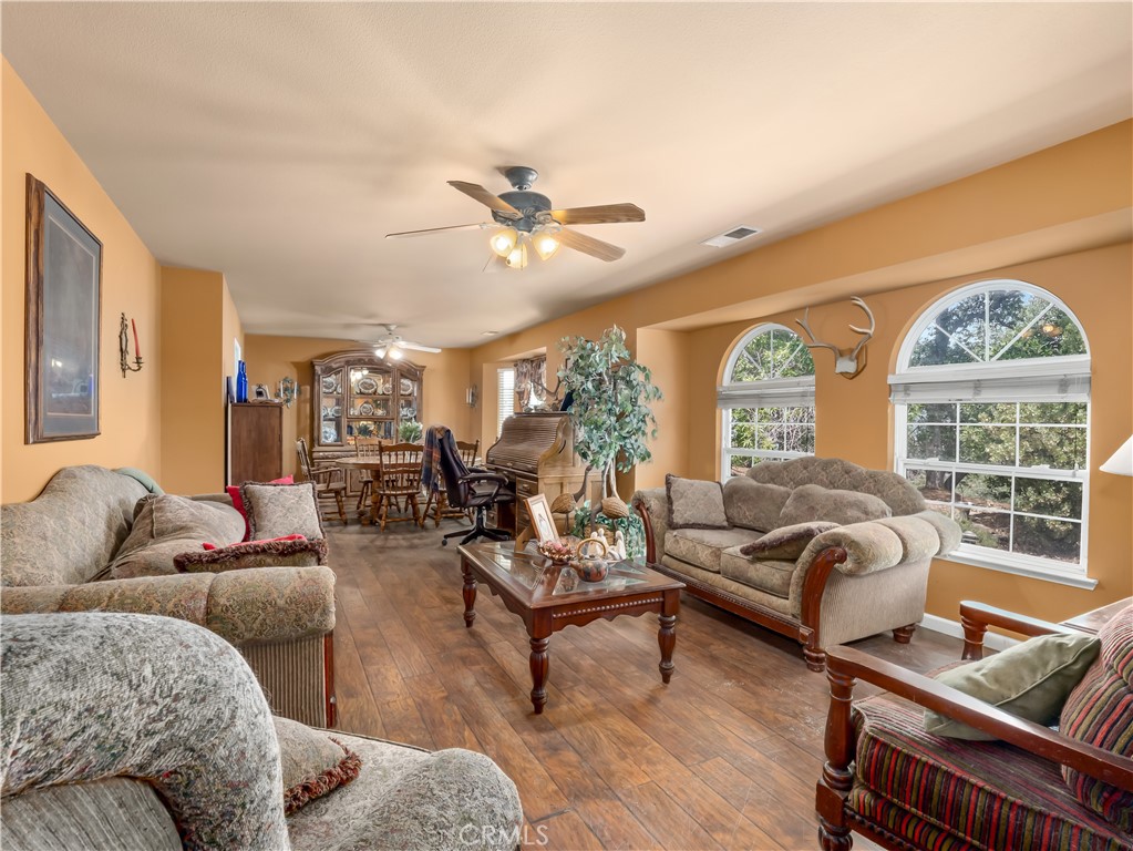 29290 Larkspur Road Tollhouse, CA 93667 - Photo 5 of 44