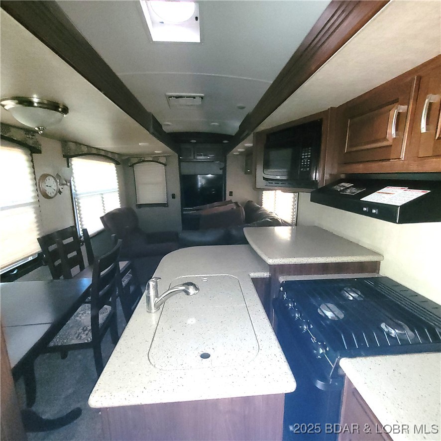 30664 Boyd Road Stover, MO 65078 - Photo 10 of 32