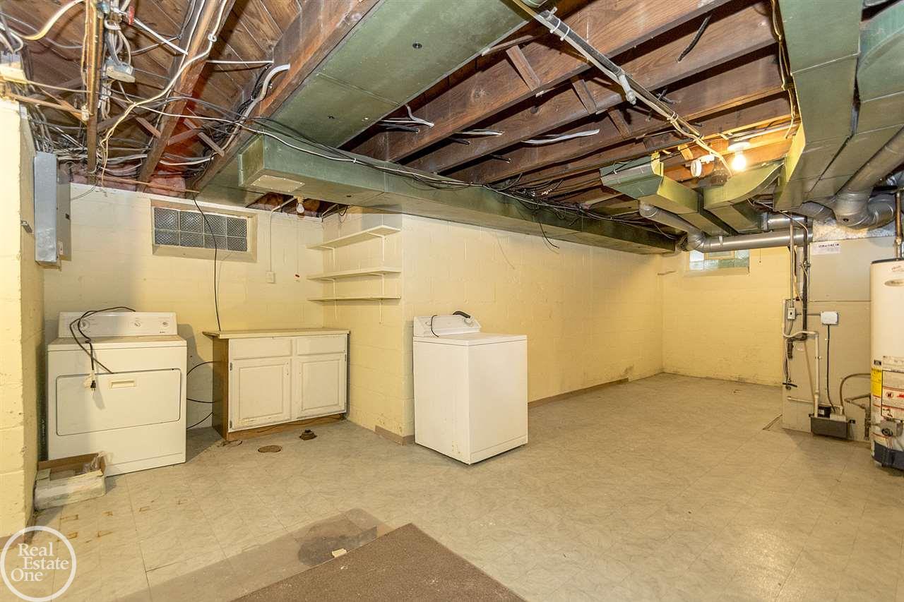 429 Moran Road Grosse Pointe Farms, MI 48236 - Photo 48 of 60