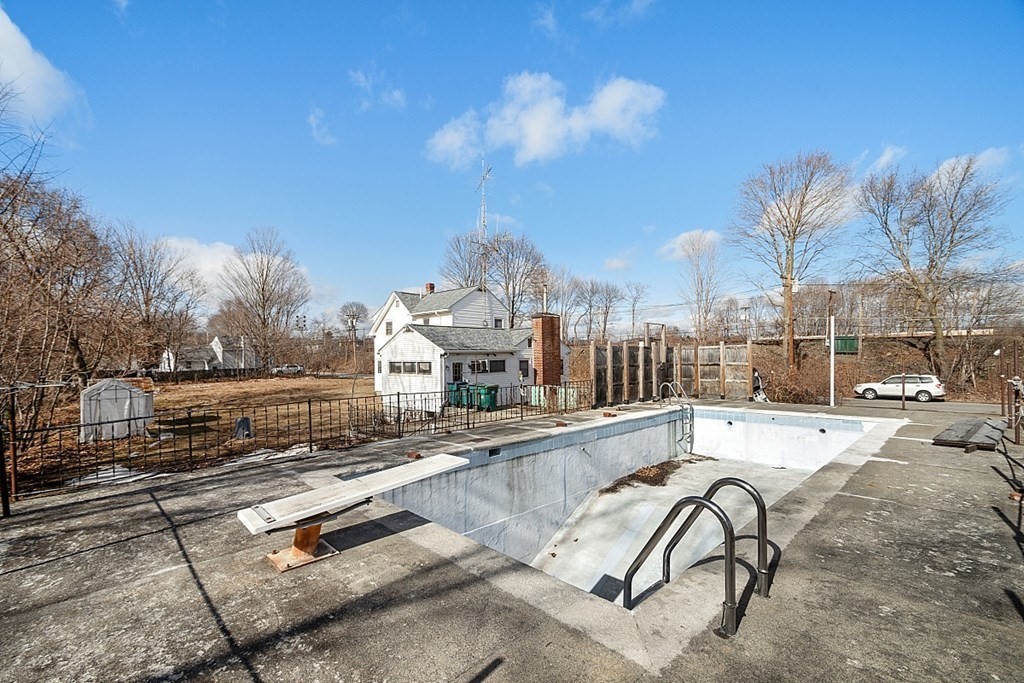 49 Mack Road Fitchburg, MA 01420 - Photo 36 of 42 Gallery Image 36
