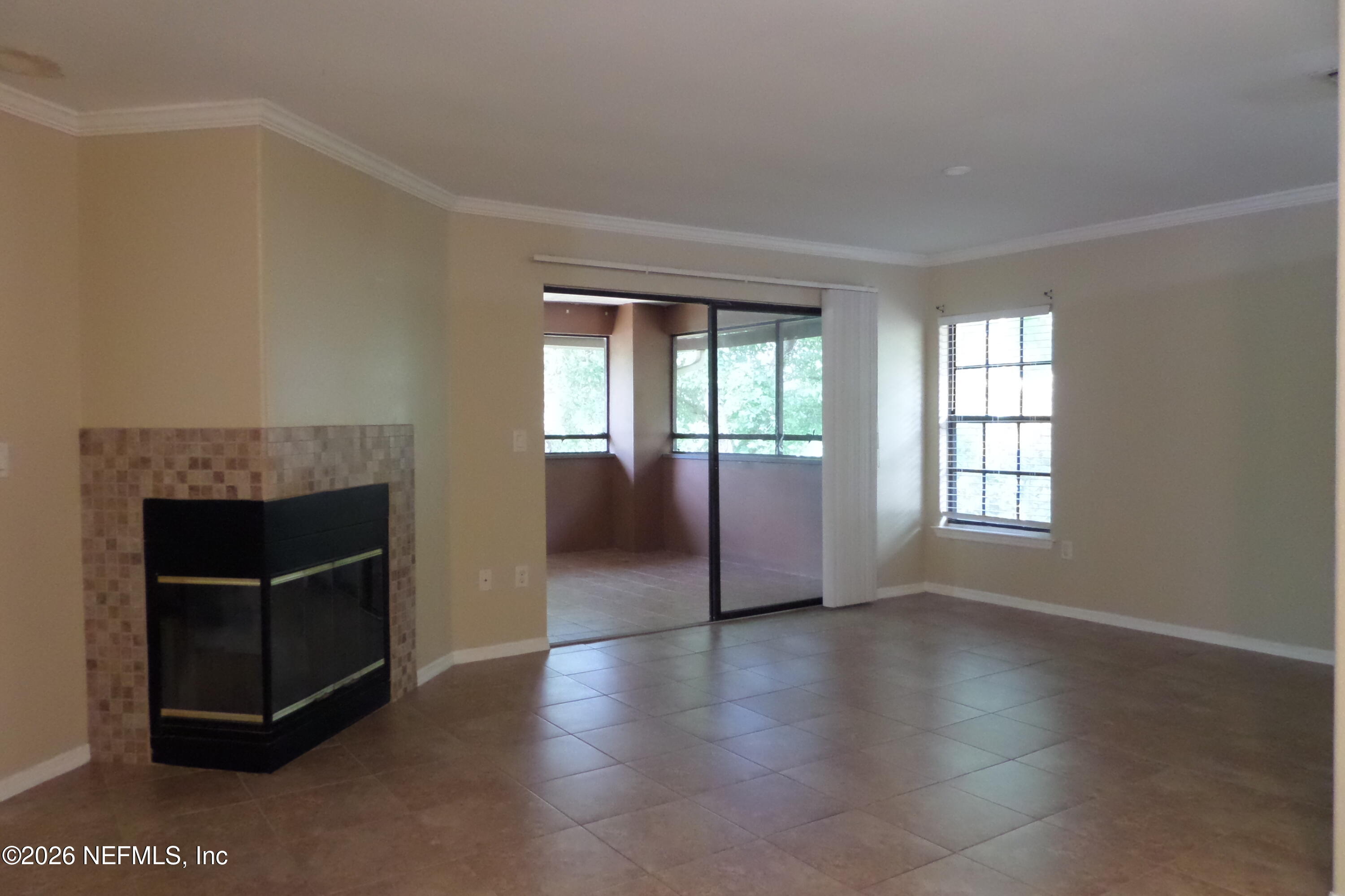 10150 Belle Rive Boulevard, Unit 1708 Jacksonville, FL 32256 - Photo 4 of 20 SAM_6513