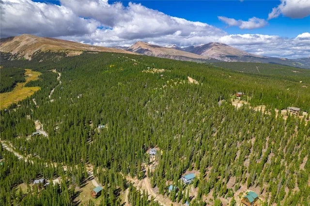 a view of a lake from a yard