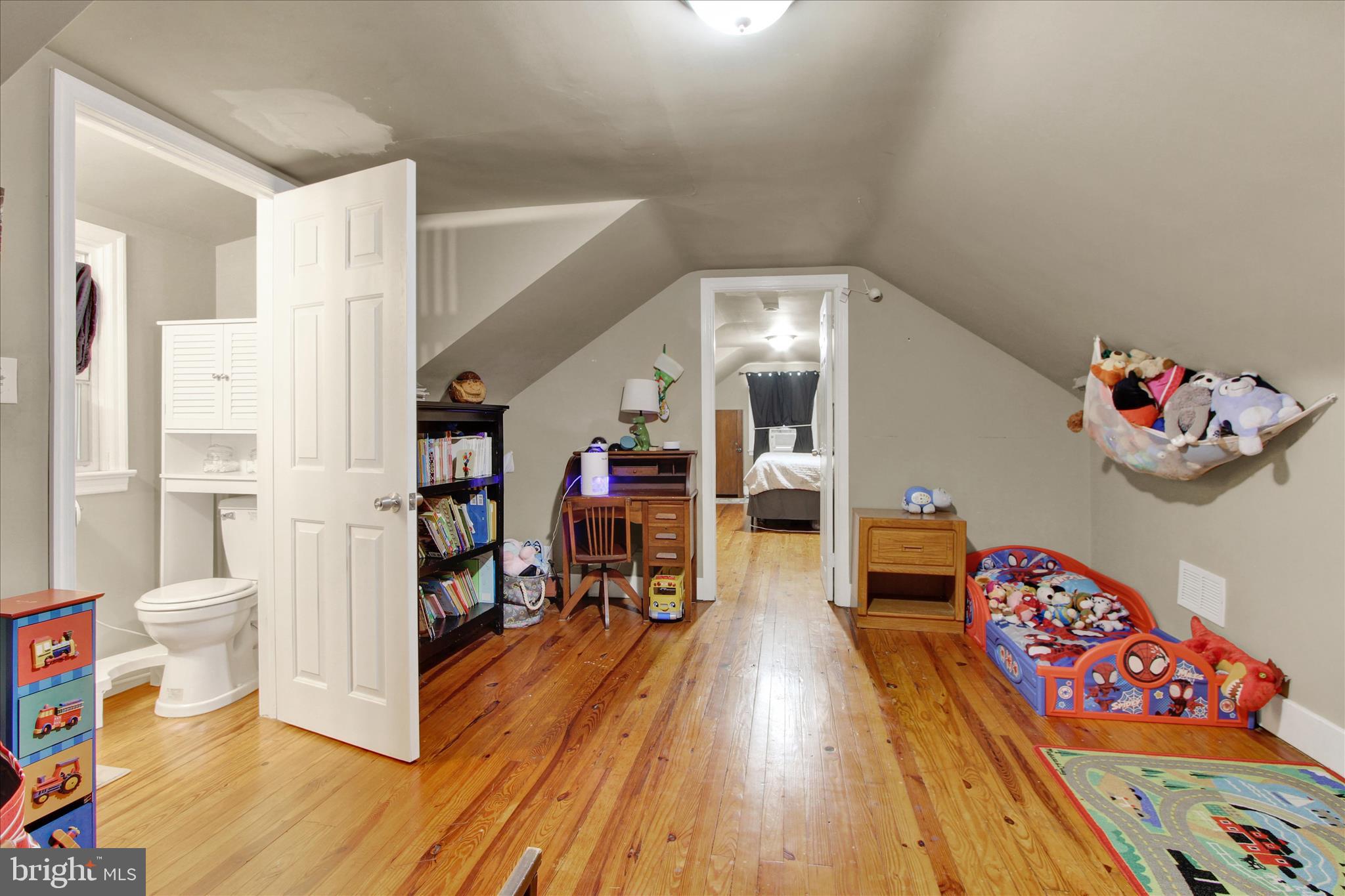 2250 South Queen Street York, PA 17402 - Photo 11 of 25