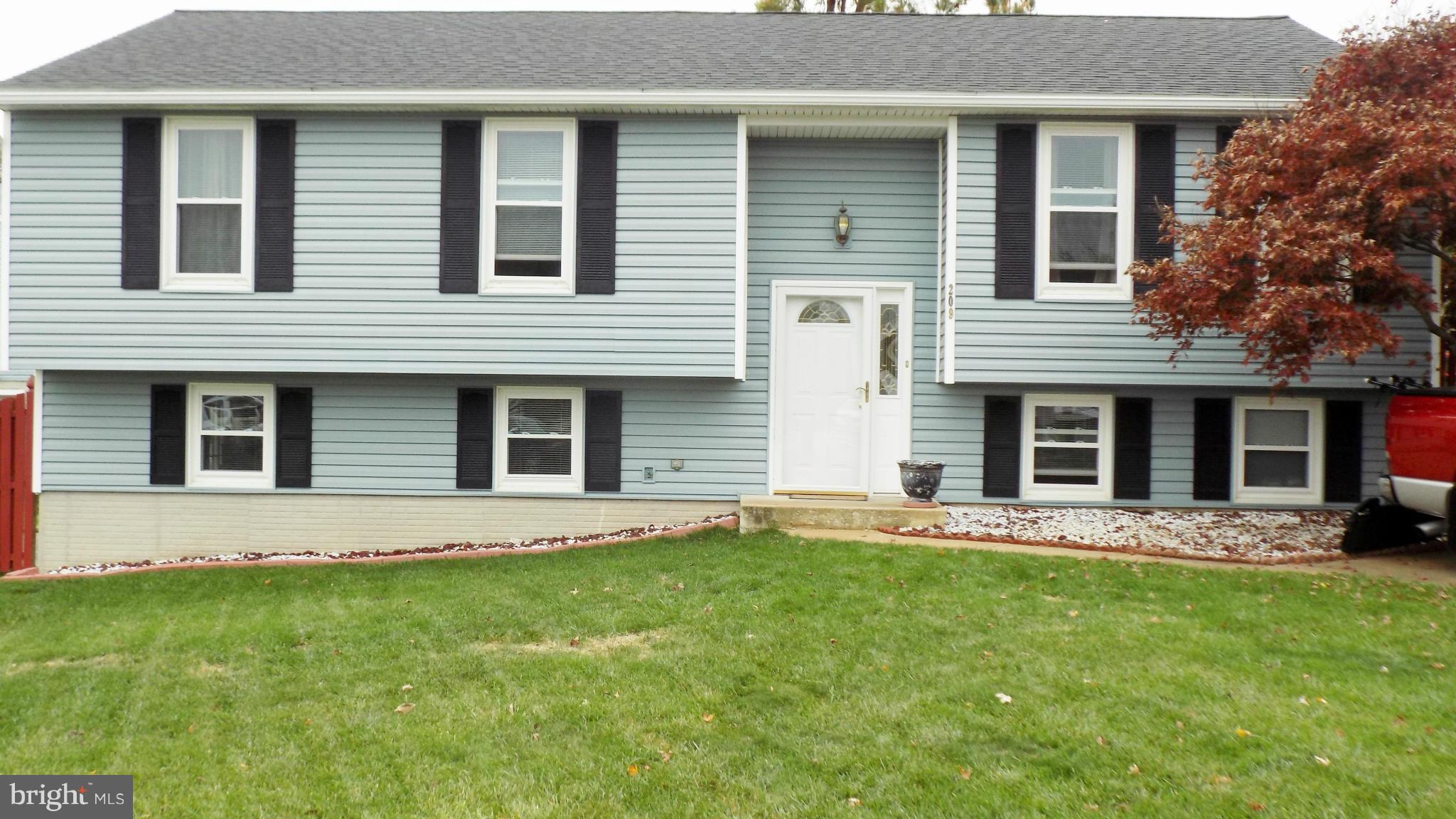 209 Contour Road Mount Airy, MD 21771 - Photo 1 of 16 Exterior (Front)