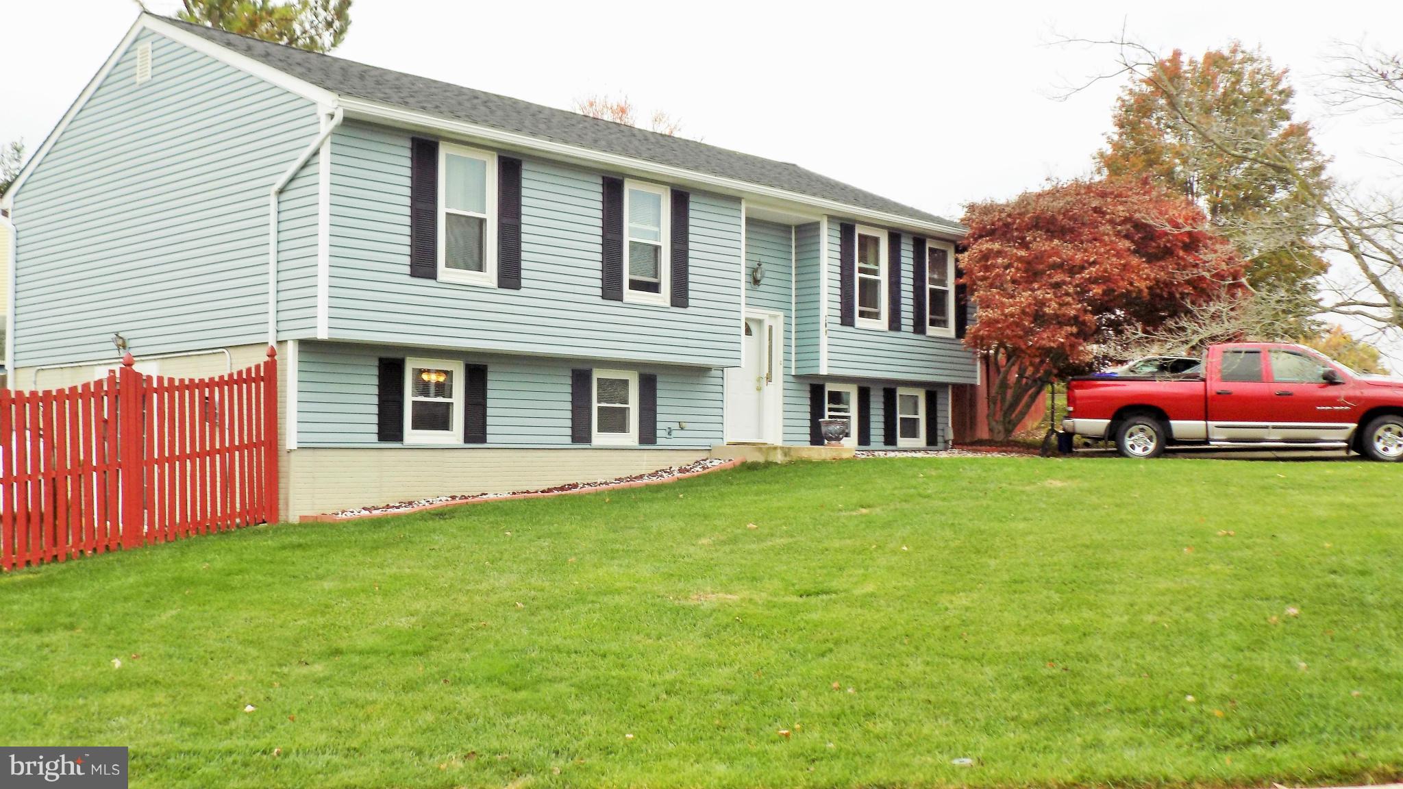 209 Contour Road Mount Airy, MD 21771 - Photo 2 of 16 Exterior (General)