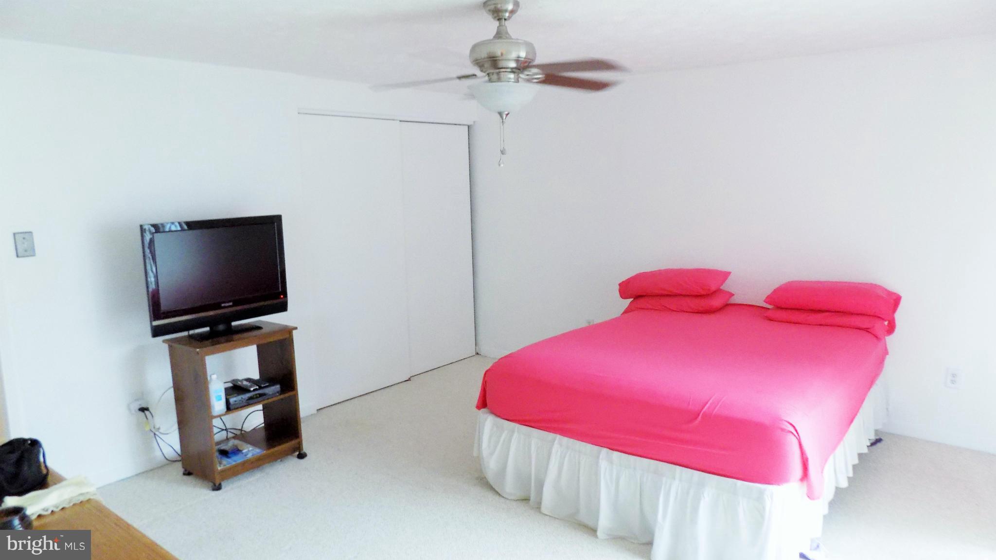 209 Contour Road Mount Airy, MD 21771 - Photo 12 of 16 Bedroom (Master)