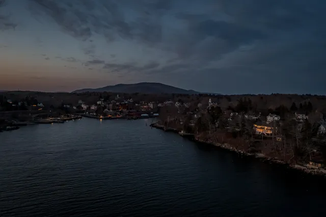 $5,850,000 | 198 Beauchamp Point Road, Rockport, ME 04856