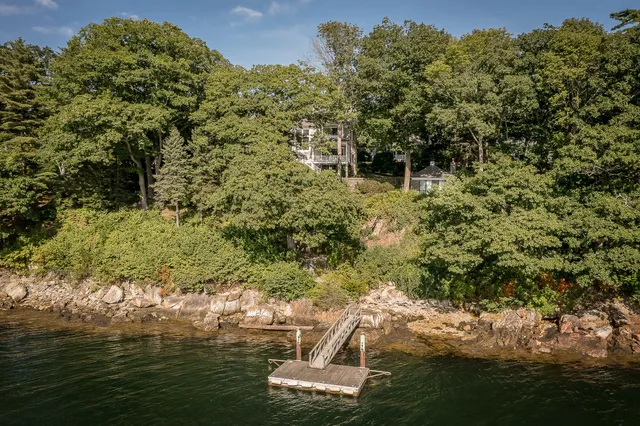 $5,850,000 | 198 Beauchamp Point Road, Rockport, ME 04856