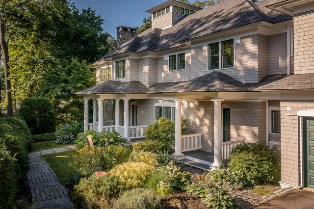 $5,850,000 | 198 Beauchamp Point Road, Rockport, ME 04856