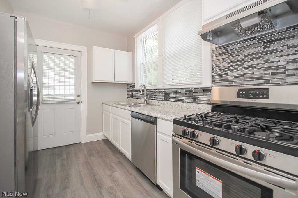 3143 Whitethorn Road Cleveland, OH 44118 - Photo 8 of 23