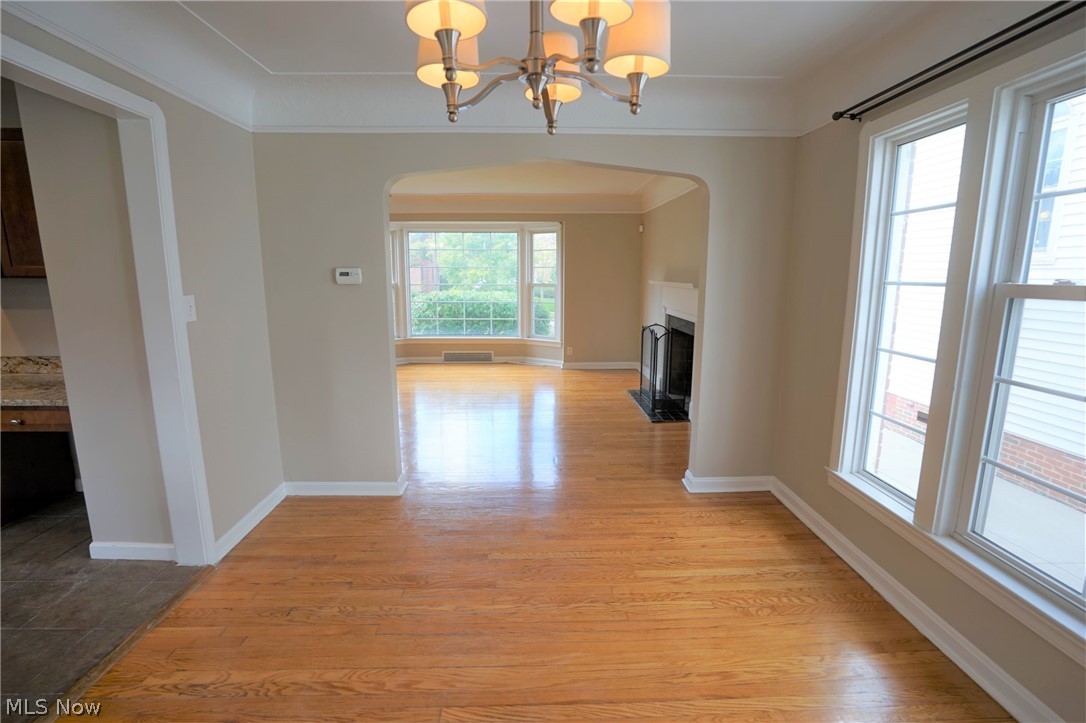 3655 Rolliston Road Cleveland, OH 44120 - Photo 7 of 27