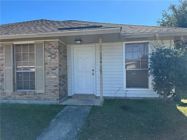 $1,200 | 150 Pkwy N Drive, Slidell, LA 70458