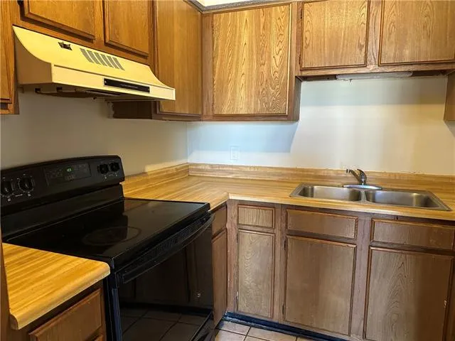 $1,200 | 150 Pkwy N Drive, Slidell, LA 70458