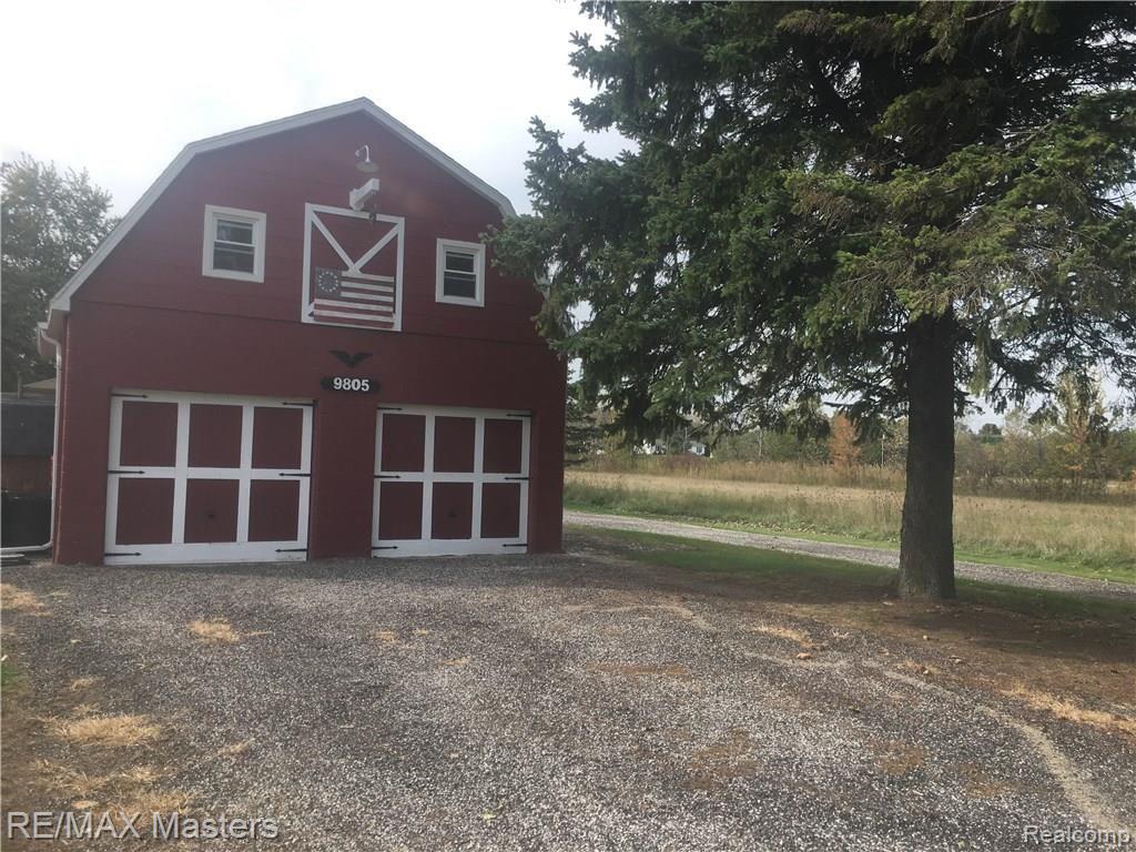 9805 Ferder Road Maybee, MI 48159 - Photo 12 of 20 Huge Garage/Barn