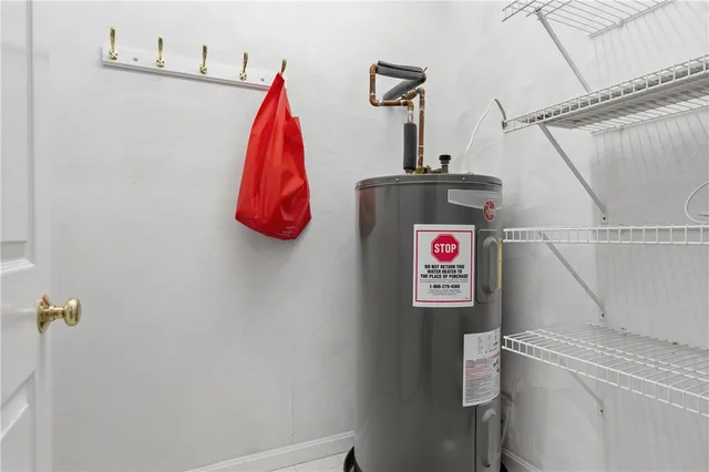 $399,900 | 720 Putnam Pike, Unit 603, Smithfield, RI 02828