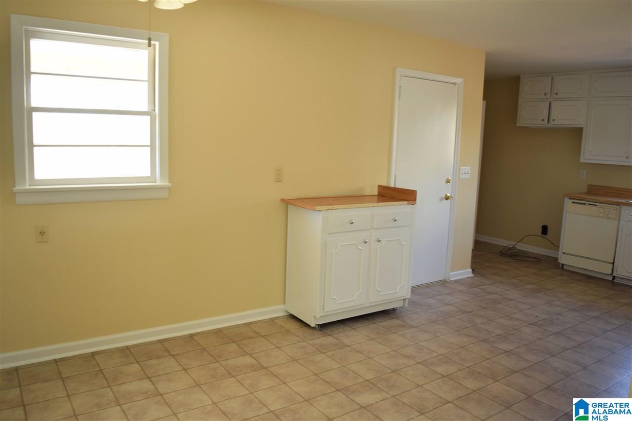 2707 8th Street Northeast Birmingham, AL 35215 - Photo 15 of 20