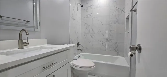 $2,000 | 8606 Northwest 35th Street, Unit 5, Coral Springs, FL 33065