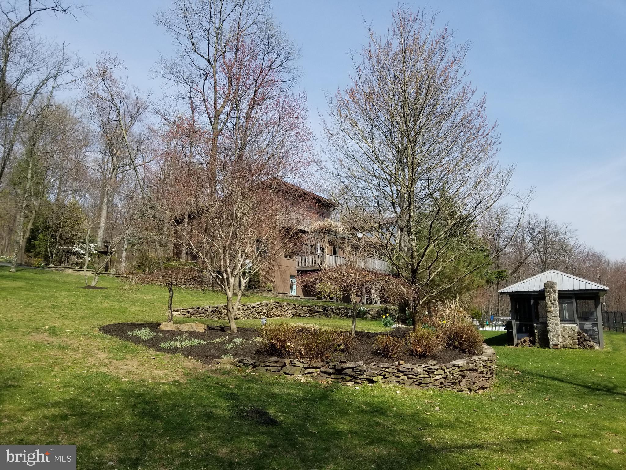 4729 Mountain View Road Harrisburg, PA 17110 - Photo 110 of 113 Side view of home and pavilion