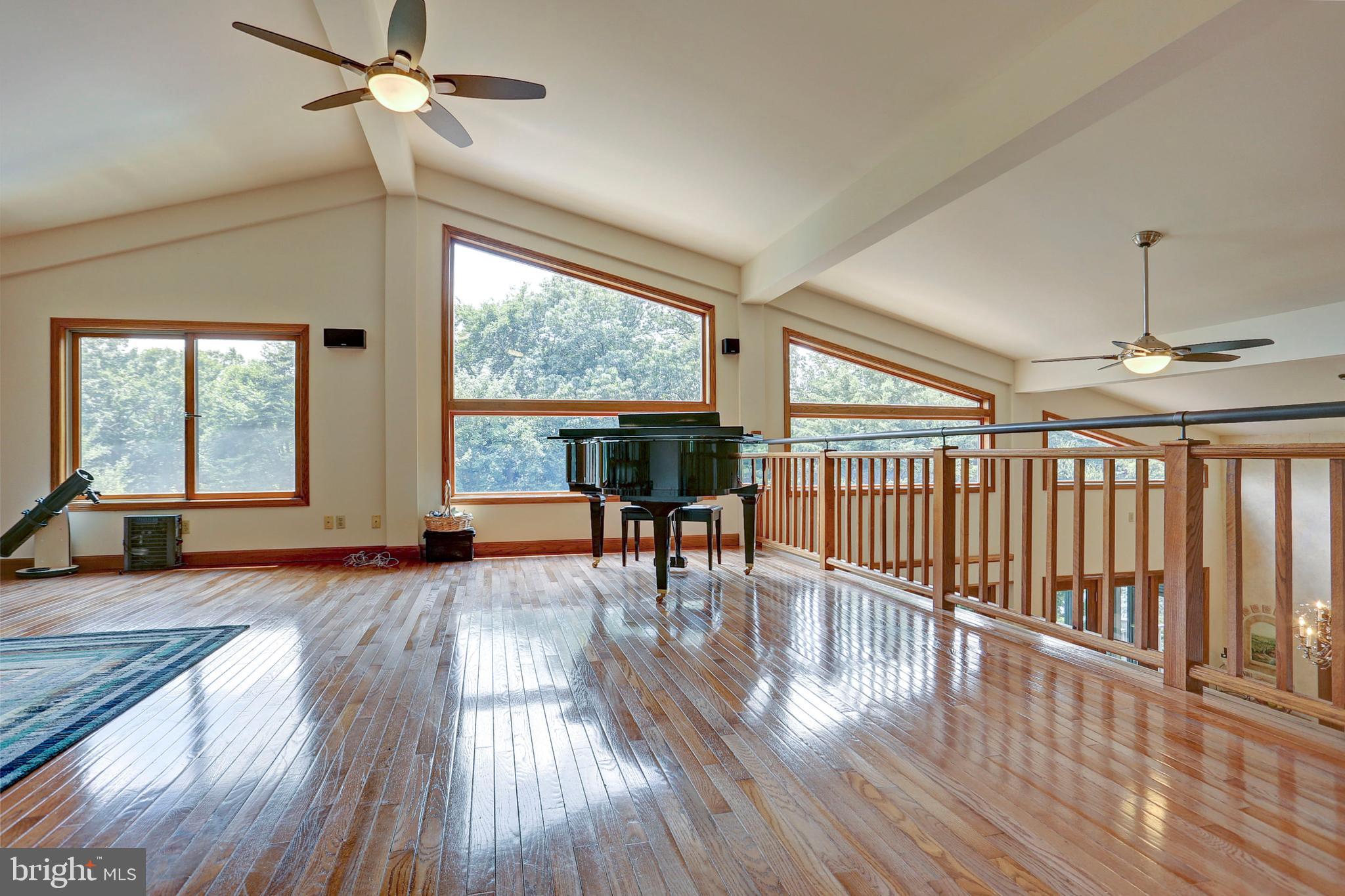 4729 Mountain View Road Harrisburg, PA 17110 - Photo 43 of 113 Loft space