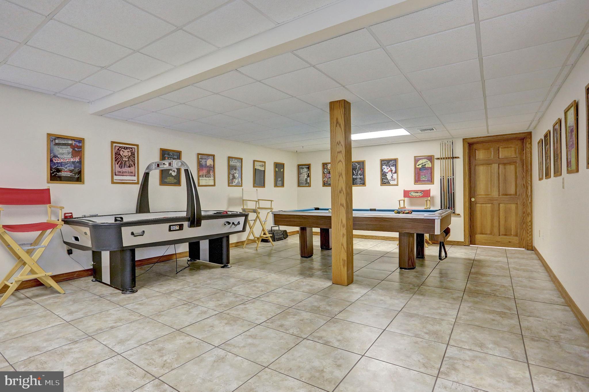 4729 Mountain View Road Harrisburg, PA 17110 - Photo 52 of 113 Lower Level rec room