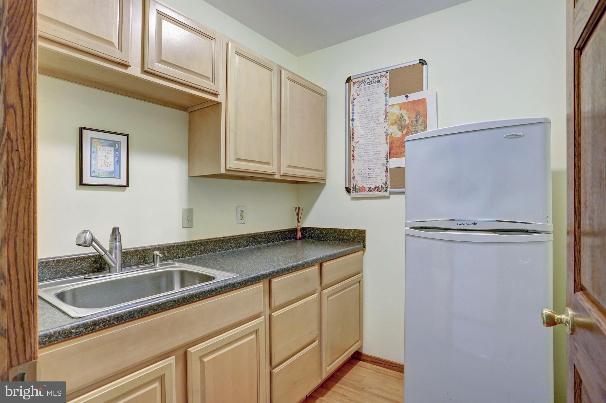 4729 Mountain View Road Harrisburg, PA 17110 - Photo 59 of 113 Lower level kitchenette