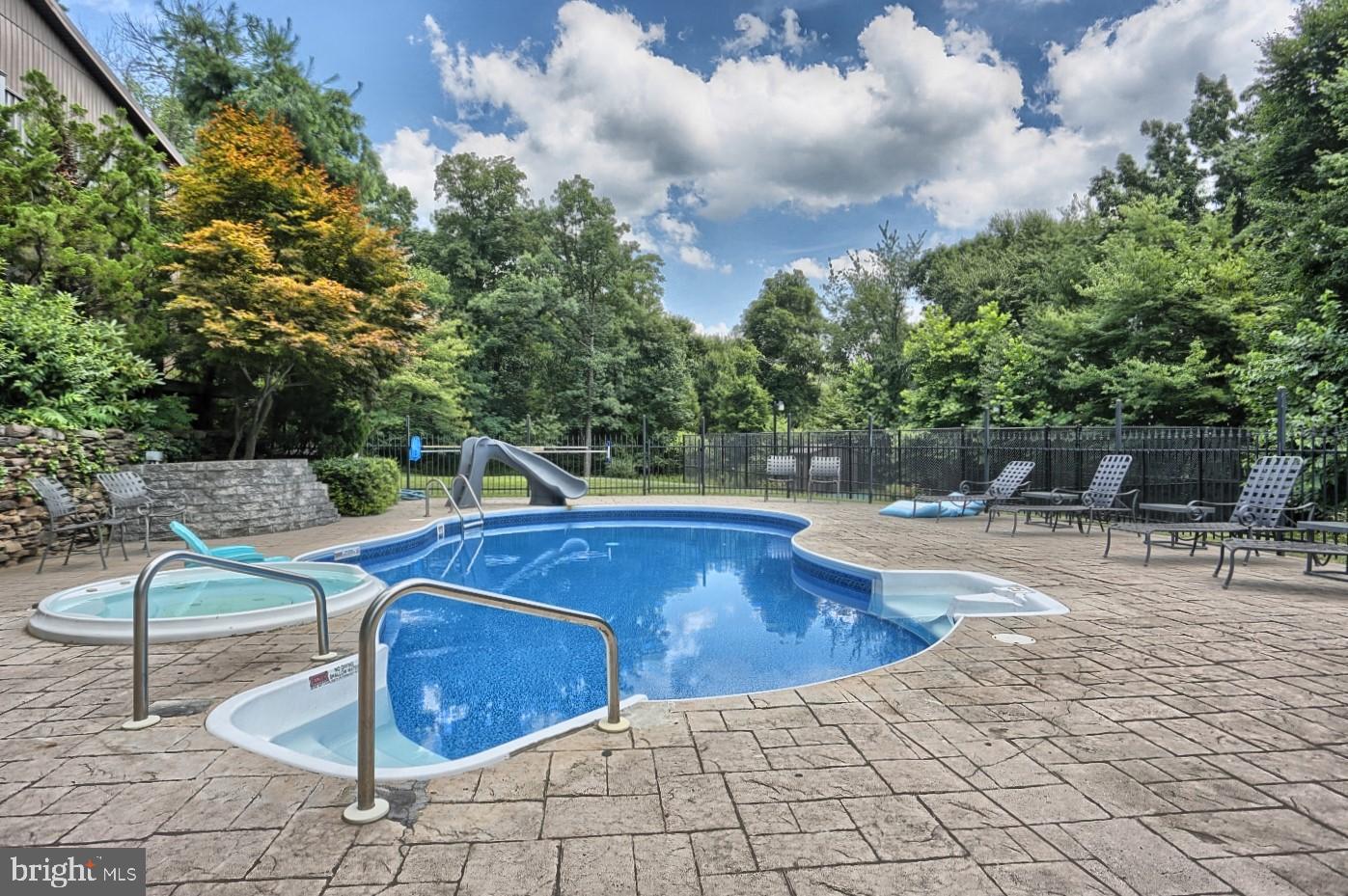 4729 Mountain View Road Harrisburg, PA 17110 - Photo 77 of 113 Inground pool & hot tub