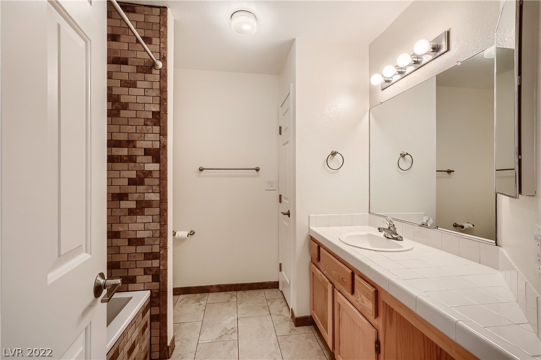 2004 Silverton Drive Henderson, NV 89074 - Photo 21 of 27