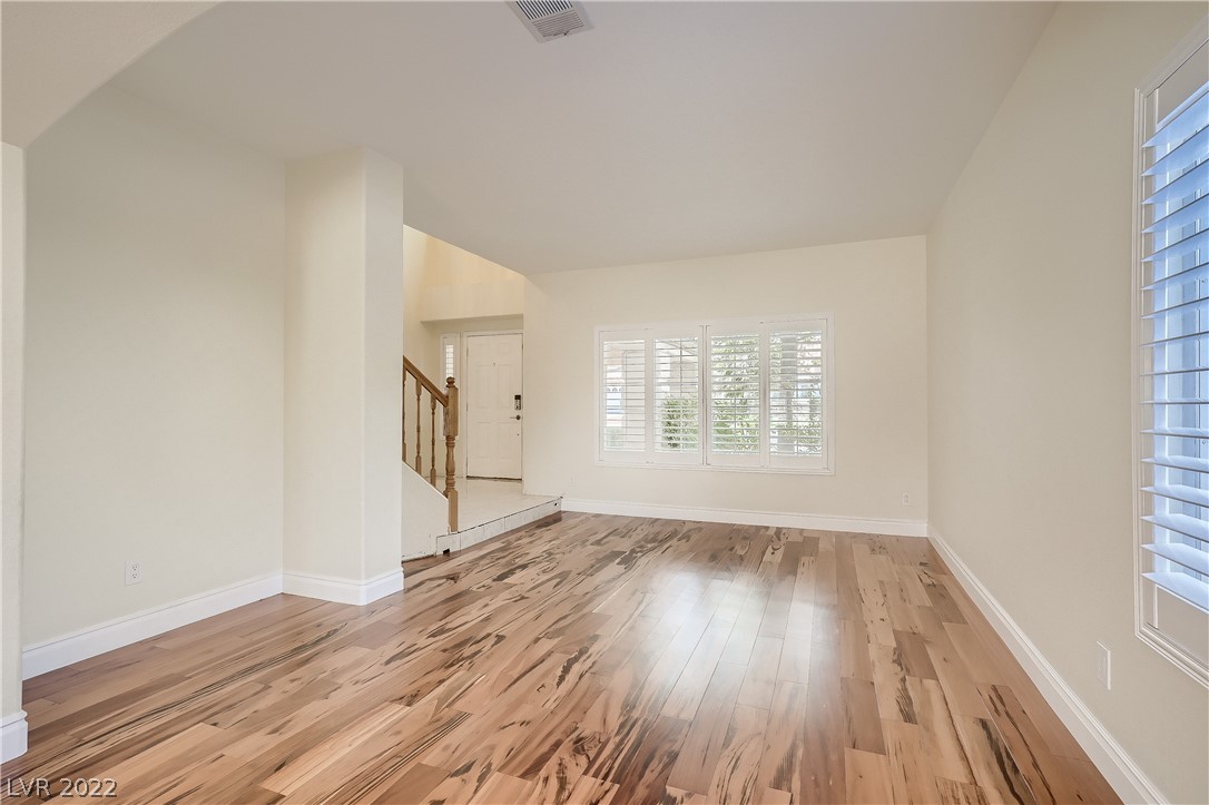 2004 Silverton Drive Henderson, NV 89074 - Photo 4 of 27