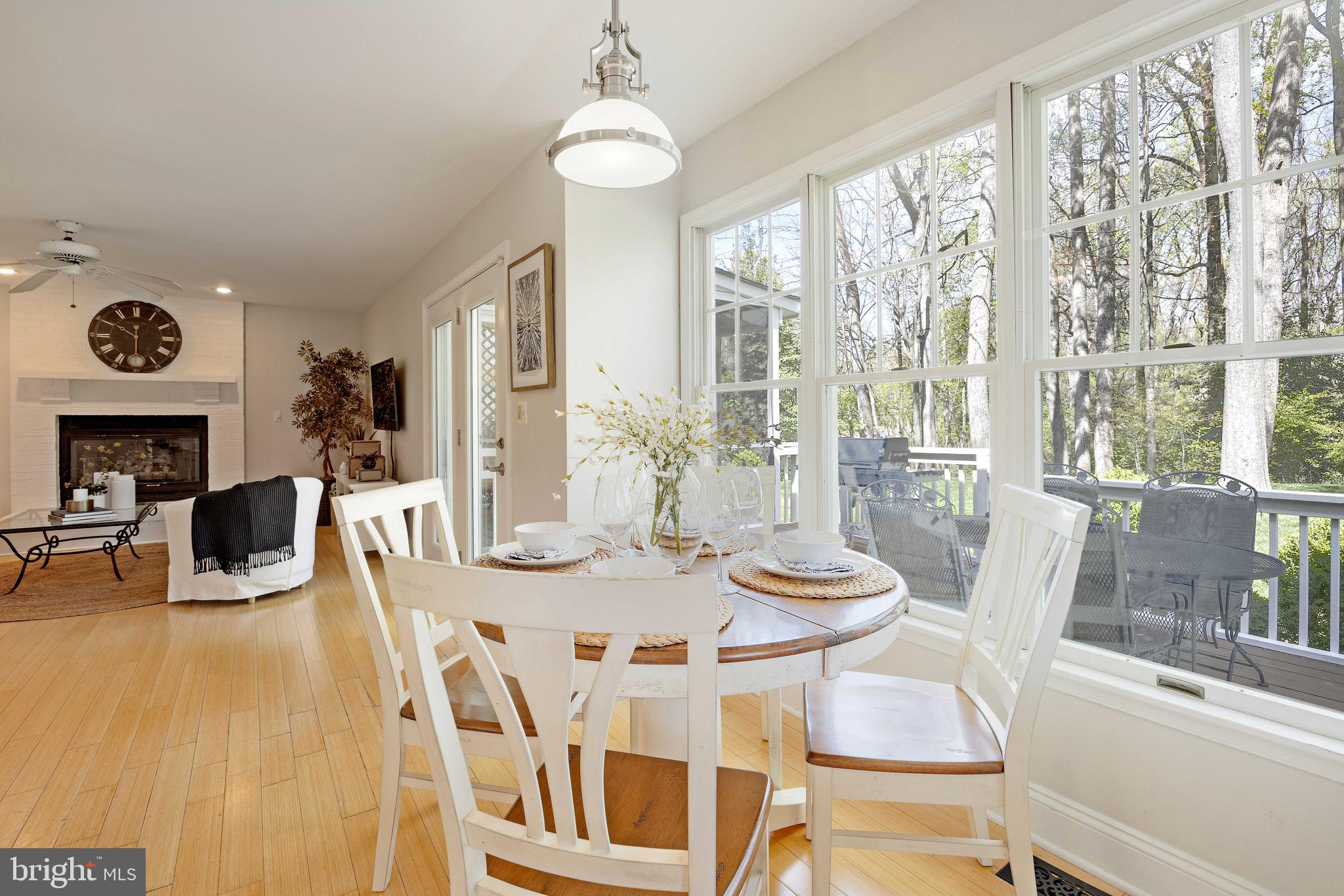 1402 Hunting Wood Road Annapolis, MD 21403 - Photo 13 of 48 Eat in area with outdoor view