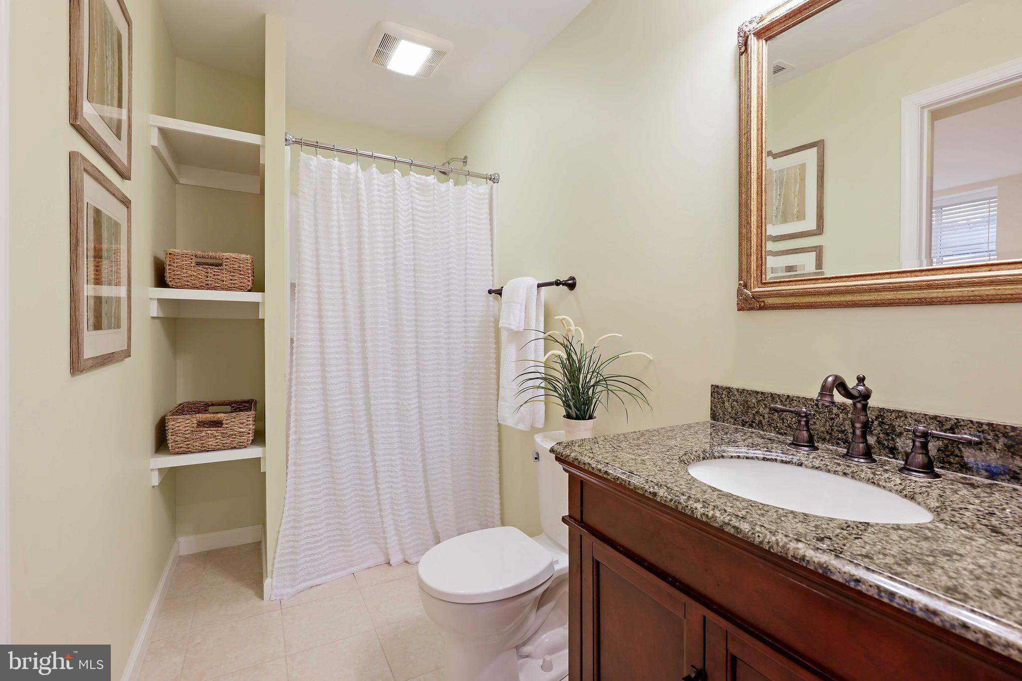 1402 Hunting Wood Road Annapolis, MD 21403 - Photo 21 of 48 Hall bathroom