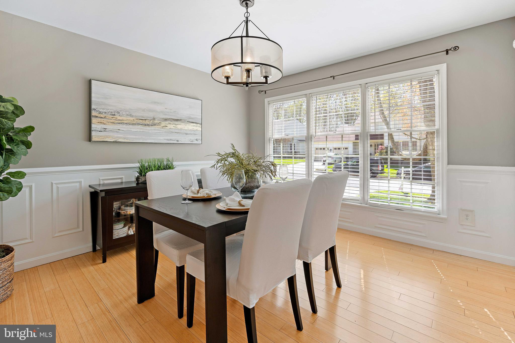 1402 Hunting Wood Road Annapolis, MD 21403 - Photo 8 of 48 Dining room
