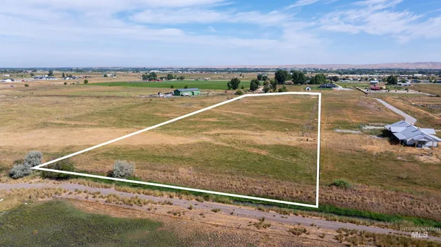 $375,000 | 3345 Kings Lane, Emmett, ID 83617