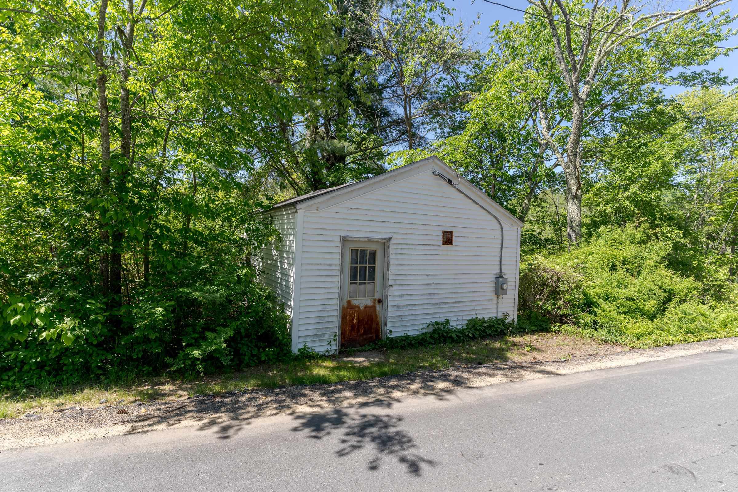 368 Stage Road Nottingham, NH 03290 - Photo 25 of 31