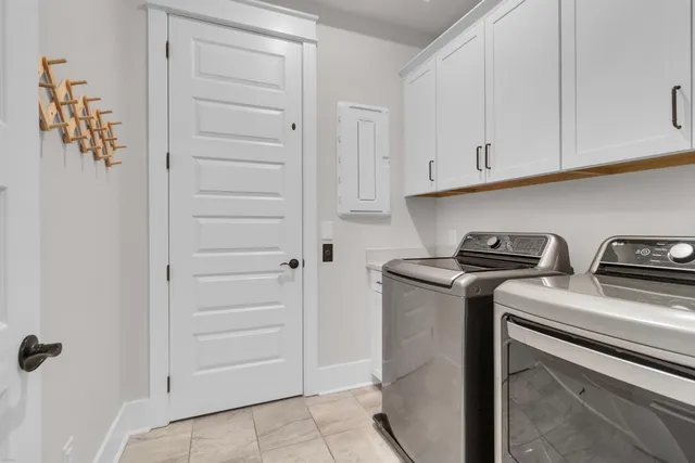 $1,275,000 | 357 Blowing Fresh Drive, Charleston, SC 29492