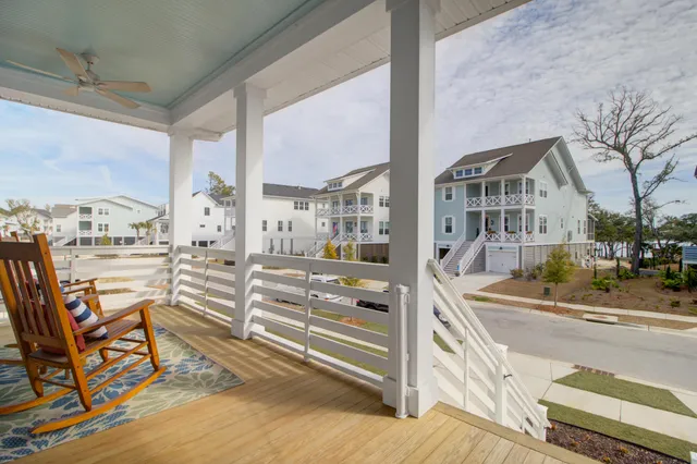 $1,275,000 | 357 Blowing Fresh Drive, Charleston, SC 29492