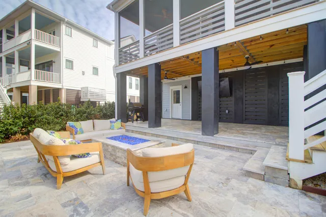 $1,275,000 | 357 Blowing Fresh Drive, Charleston, SC 29492