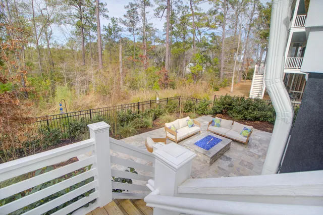 $1,275,000 | 357 Blowing Fresh Drive, Charleston, SC 29492