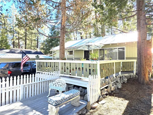 $394,900 | 1671 Twin Lakes Road, Wrightwood, CA 92397