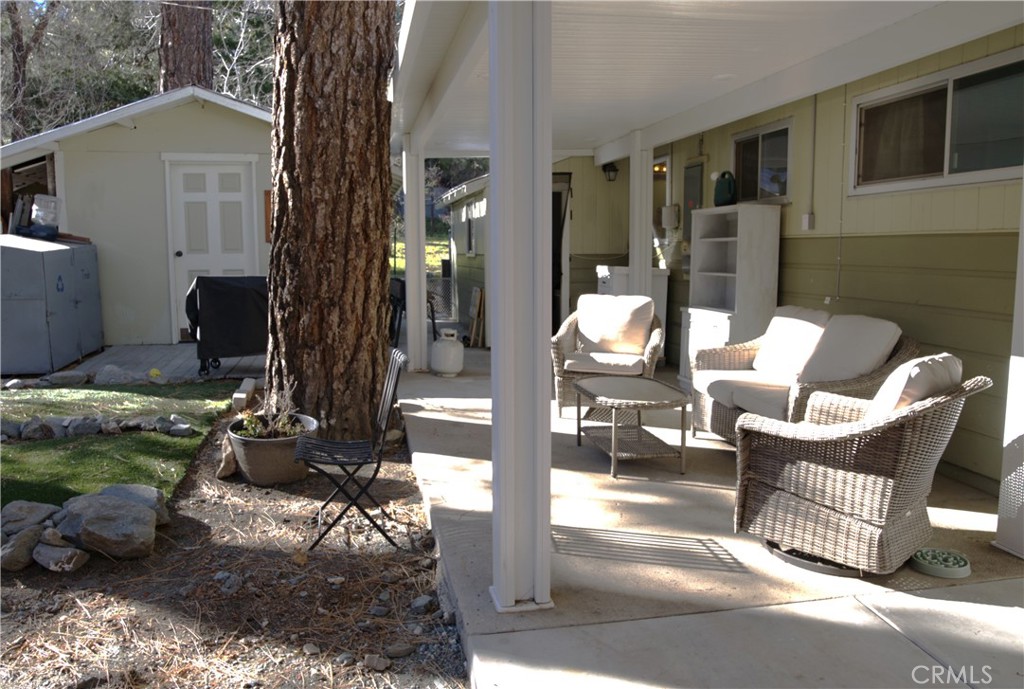 1671 Twin Lakes Road Wrightwood, CA 92397 - Photo 25 of 29 backyard sitting area
