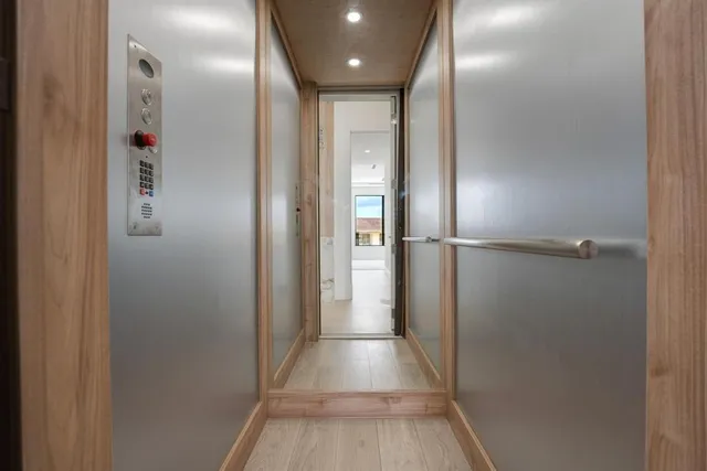 $7,295,000 | 948 Banyan Drive, Delray Beach, FL 33483