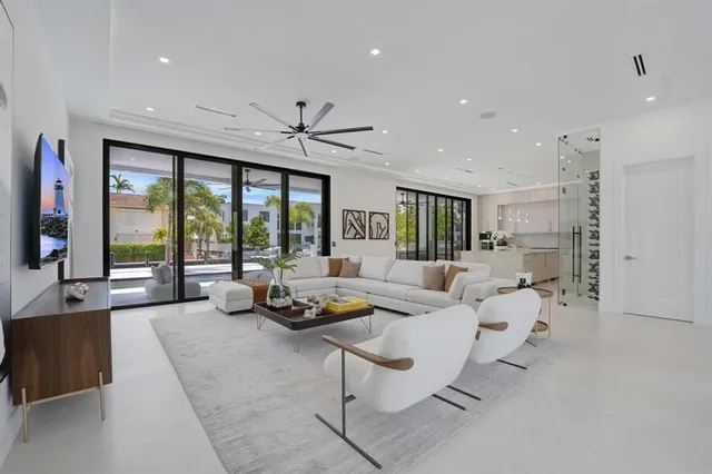 $7,295,000 | 948 Banyan Drive, Delray Beach, FL 33483
