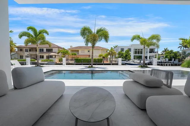 $7,295,000 | 948 Banyan Drive, Delray Beach, FL 33483