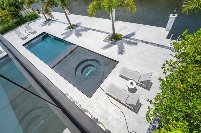 $7,295,000 | 948 Banyan Drive, Delray Beach, FL 33483