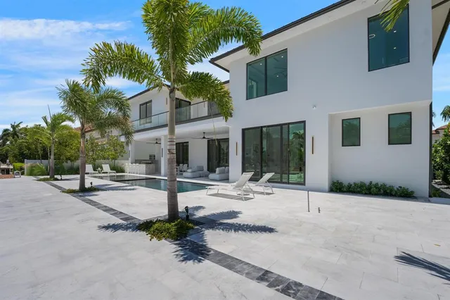 $7,295,000 | 948 Banyan Drive, Delray Beach, FL 33483