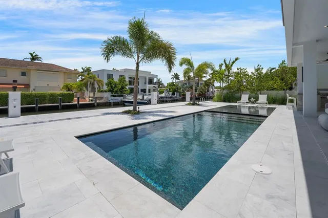 $7,295,000 | 948 Banyan Drive, Delray Beach, FL 33483