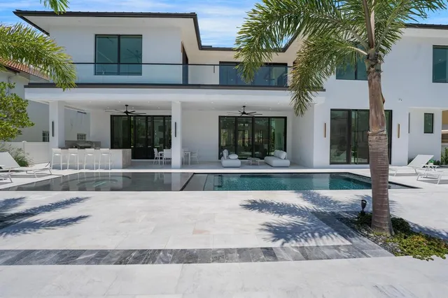 $7,295,000 | 948 Banyan Drive, Delray Beach, FL 33483