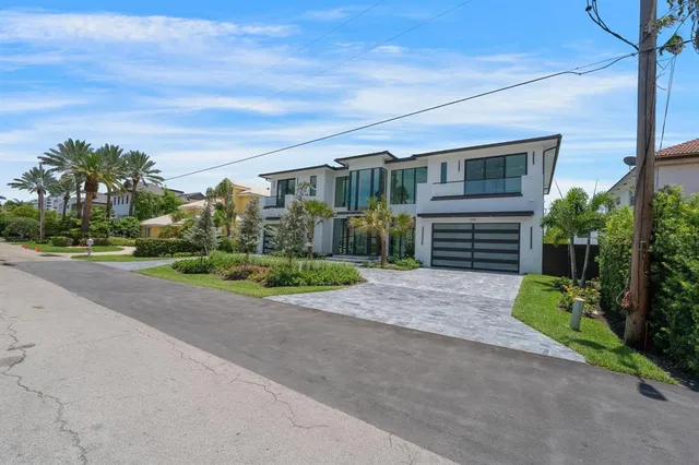 $7,295,000 | 948 Banyan Drive, Delray Beach, FL 33483